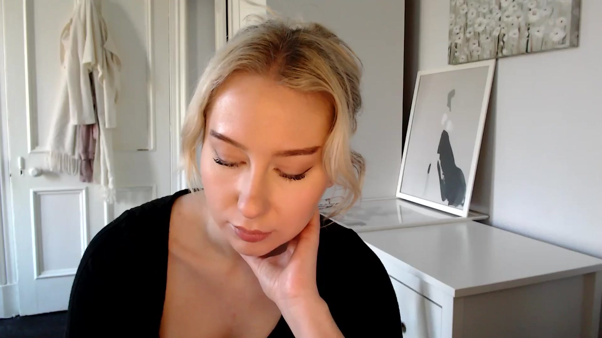 Gallery image thumbnail from British_Cutie's myfreecams stream on, 02/06/2025, 11:45 image 19 of 20