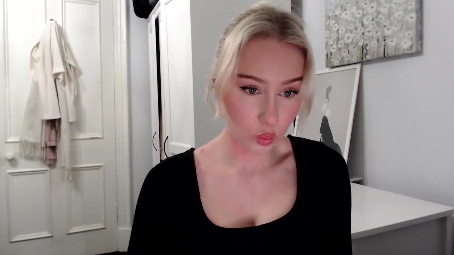 Gallery image thumbnail from British_Cutie's myfreecams stream on, 02/08/2025, 17:38 image 3 of 20