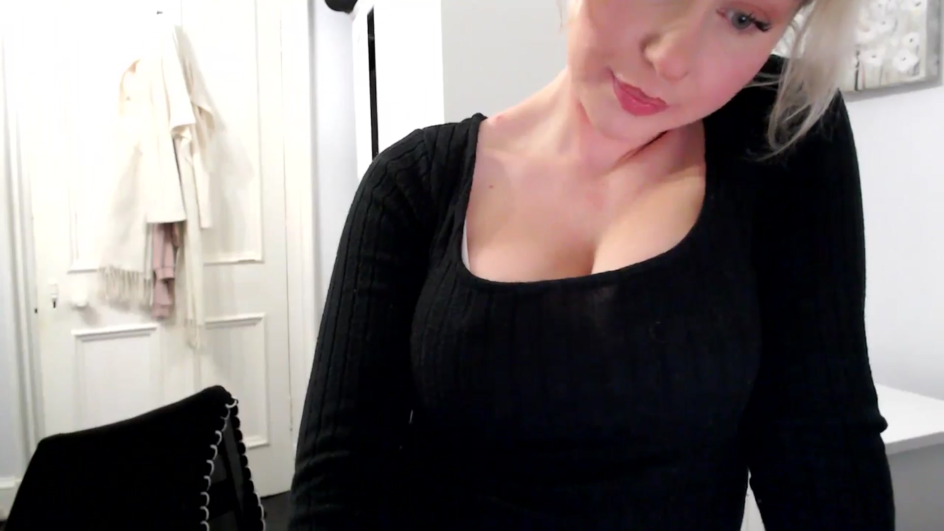 Gallery image thumbnail from British_Cutie's myfreecams stream on, 02/08/2025, 17:38 image 15 of 20