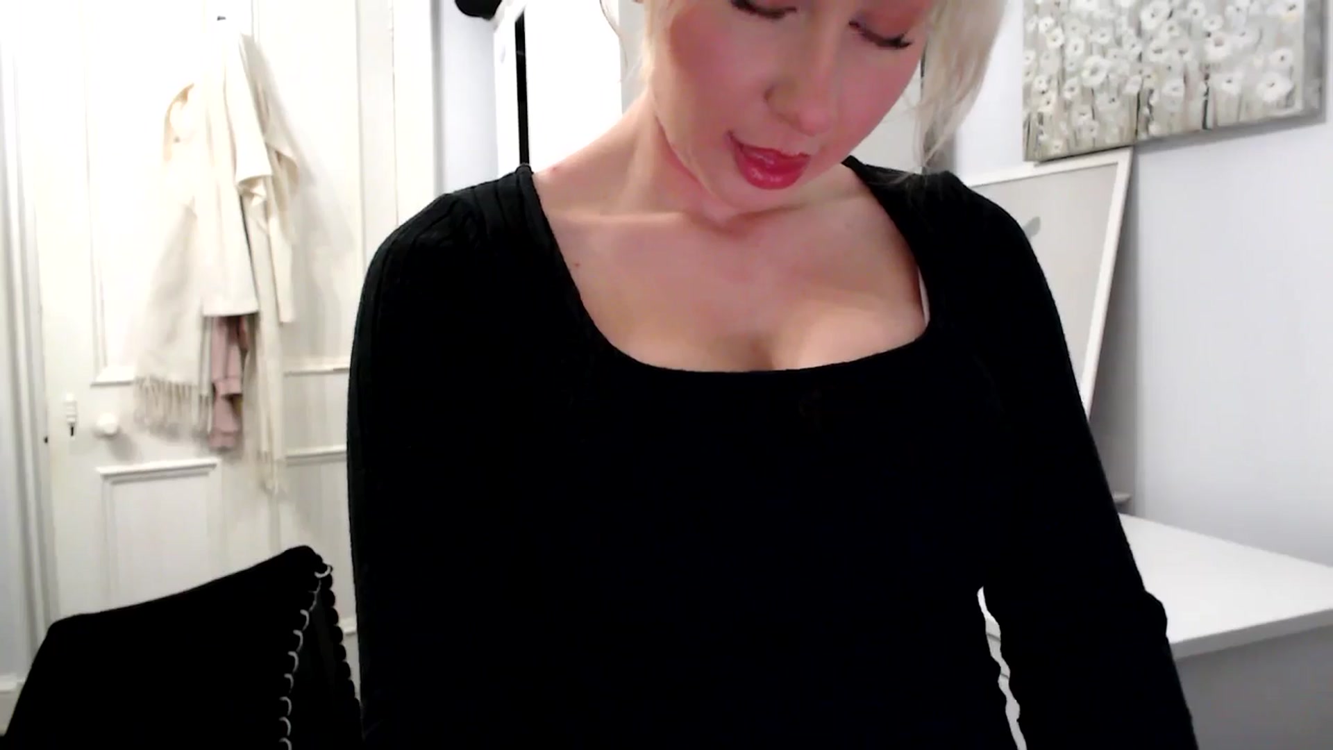 Gallery image thumbnail from British_Cutie's myfreecams stream on, 02/08/2025, 17:38 image 13 of 20