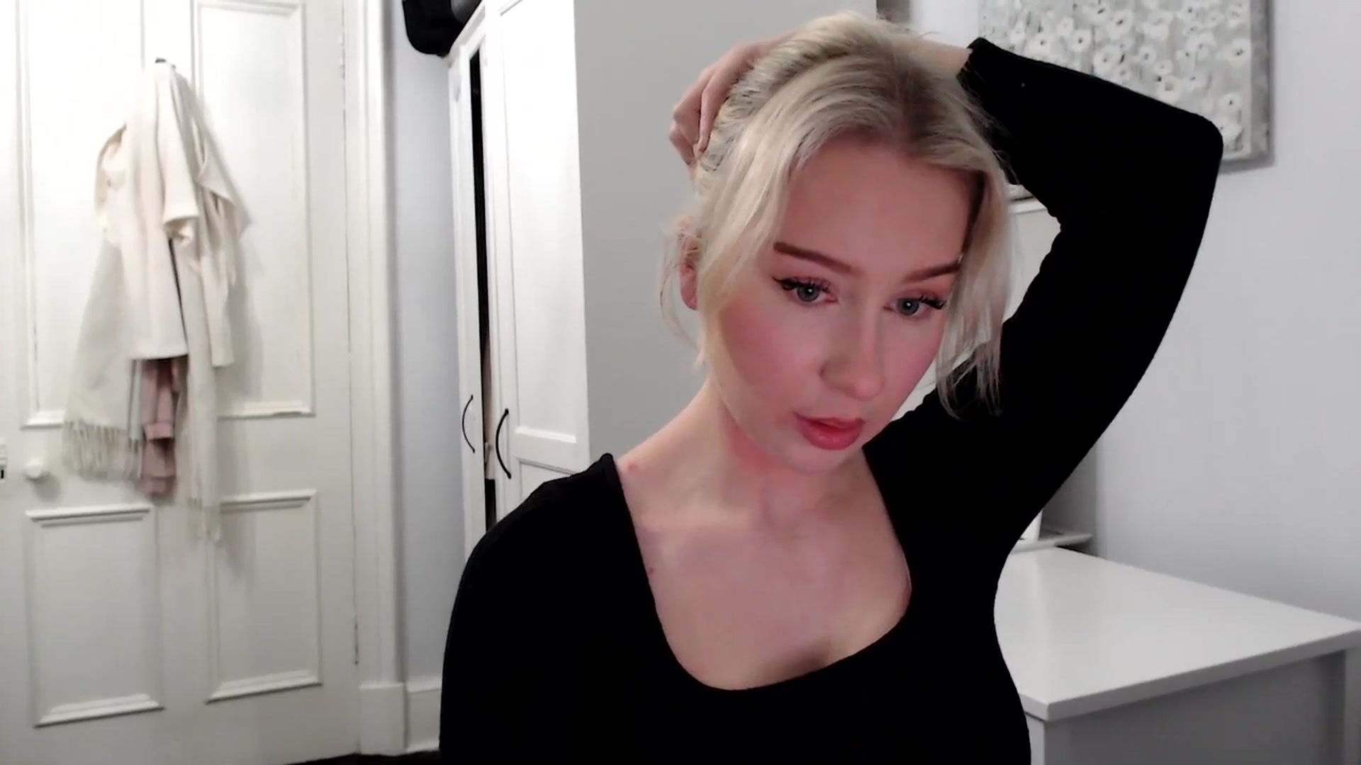 Gallery image thumbnail from British_Cutie's myfreecams stream on, 02/08/2025, 17:38 image 5 of 20