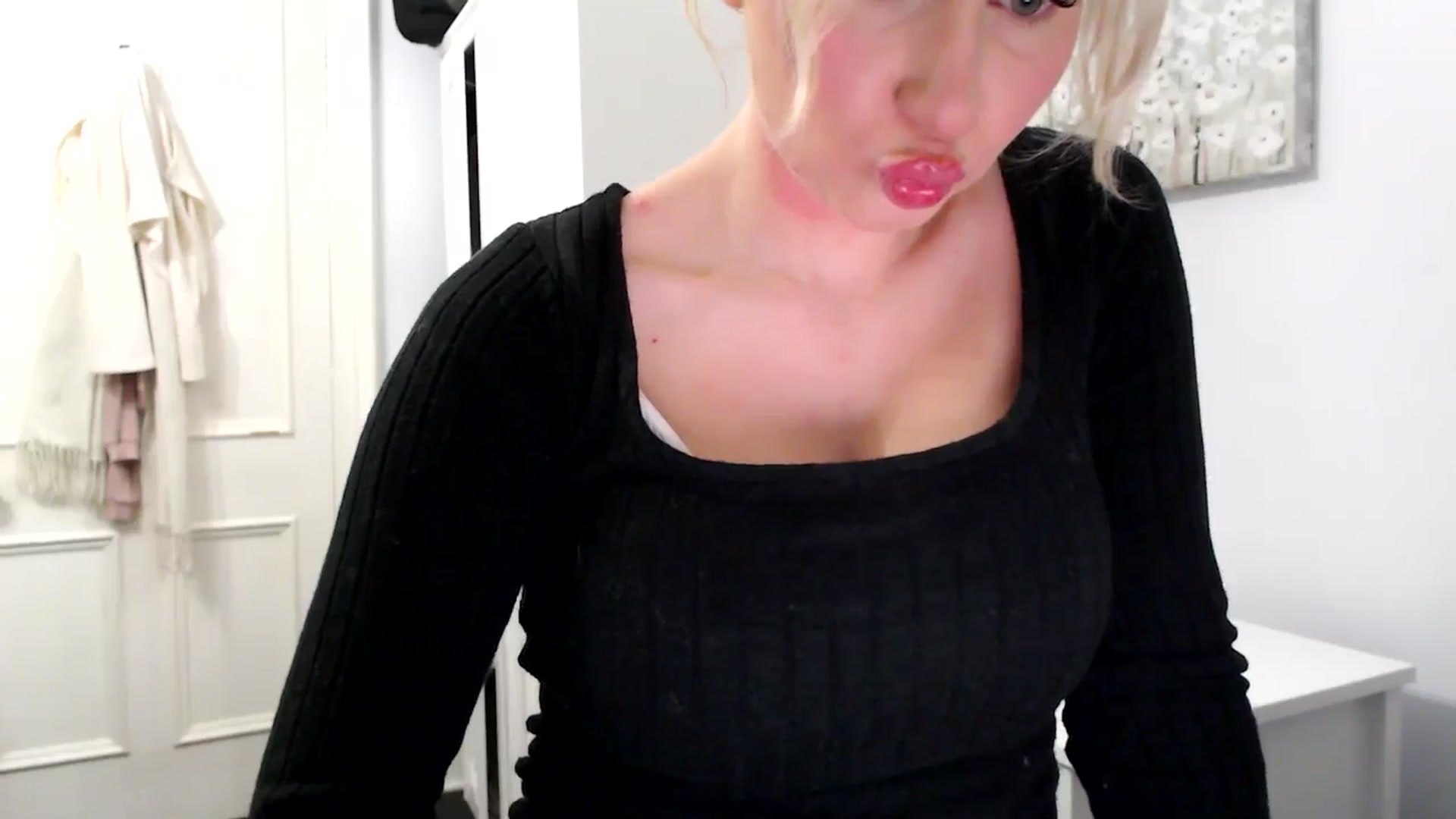 Gallery image thumbnail from British_Cutie's myfreecams stream on, 02/08/2025, 18:27 image 13 of 20