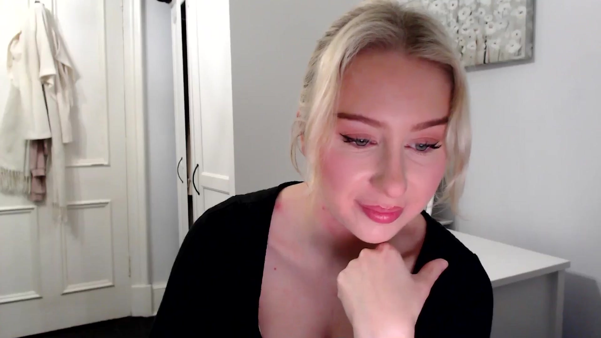 Gallery image thumbnail from British_Cutie's myfreecams stream on, 02/08/2025, 18:27 image 15 of 20
