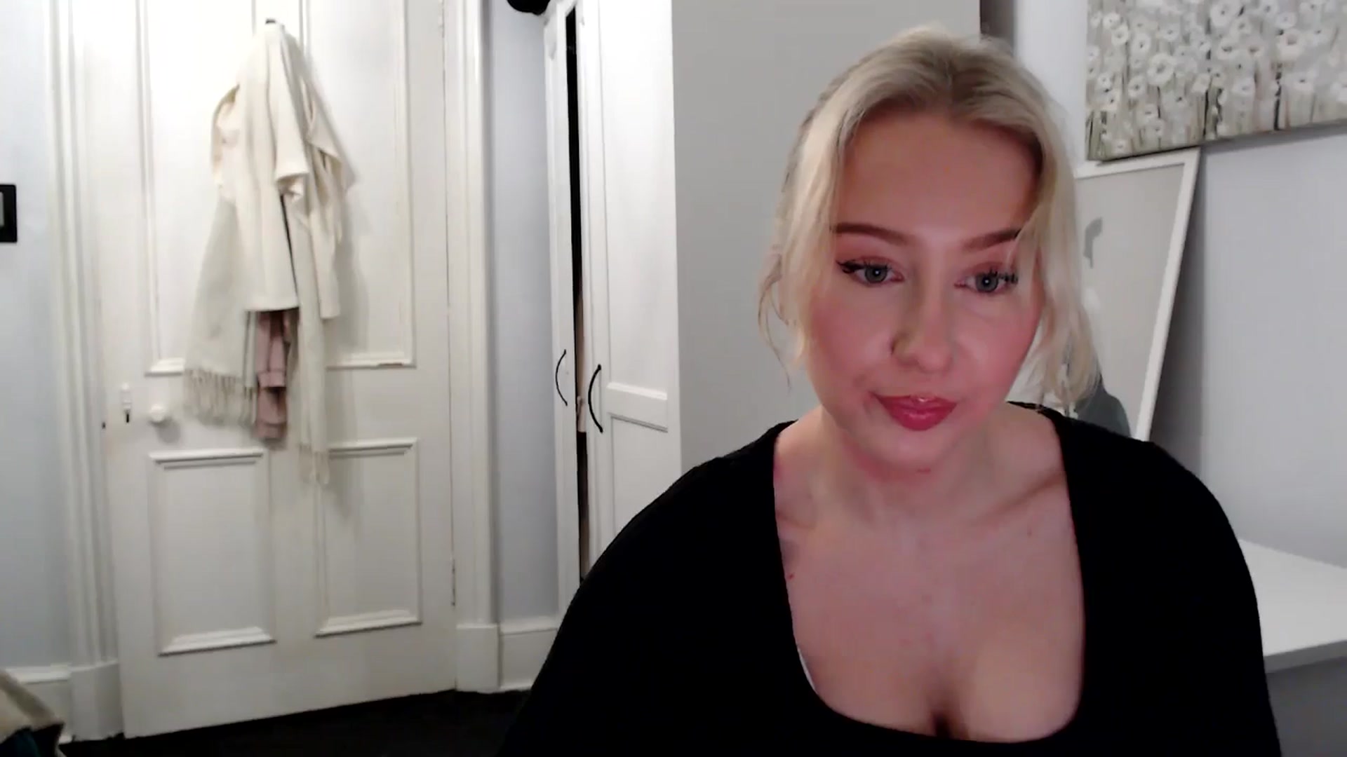 Gallery image thumbnail from British_Cutie's myfreecams stream on, 02/08/2025, 18:41 image 13 of 20