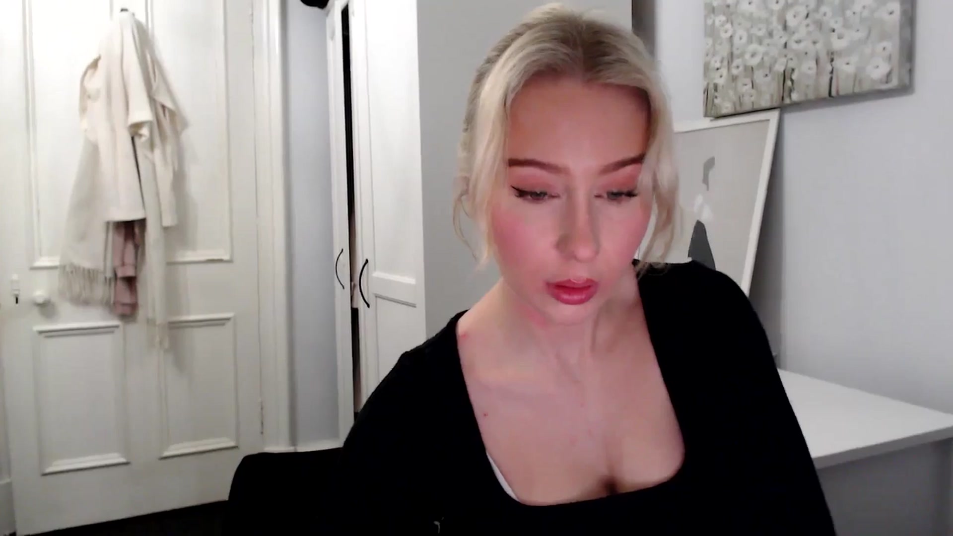 Gallery image thumbnail from British_Cutie's myfreecams stream on, 02/08/2025, 18:41 image 9 of 20