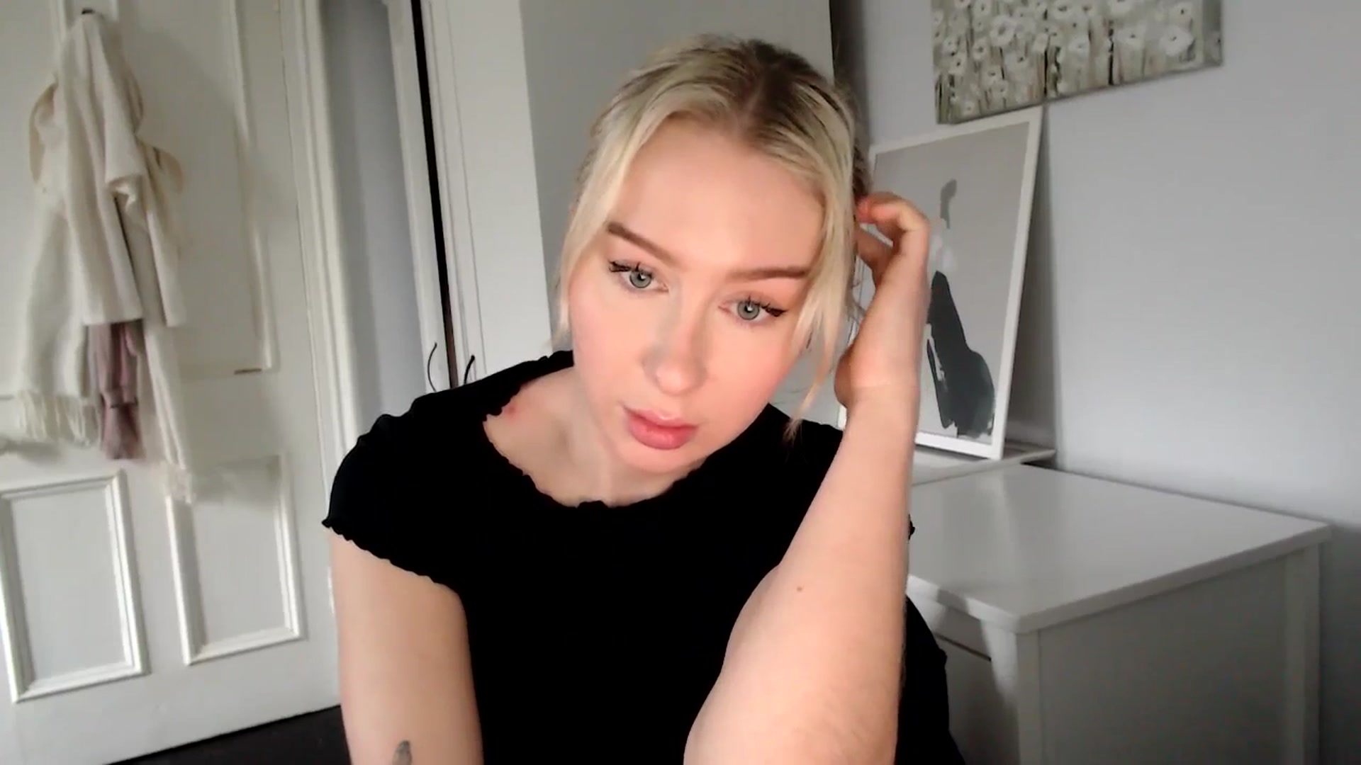 Gallery image thumbnail from British_Cutie's myfreecams stream on, 02/09/2025, 11:58 image 15 of 20
