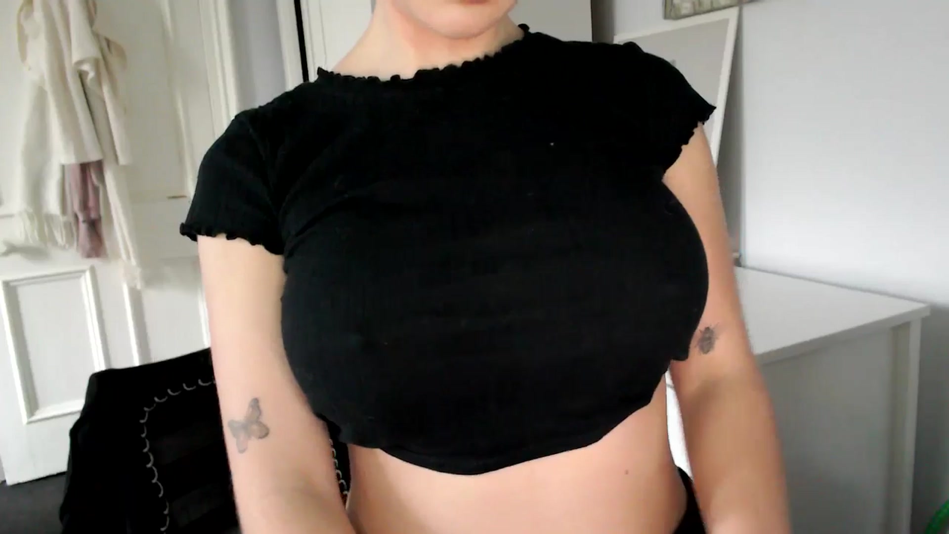 Gallery image thumbnail from British_Cutie's myfreecams stream on, 02/09/2025, 11:58 image 9 of 20