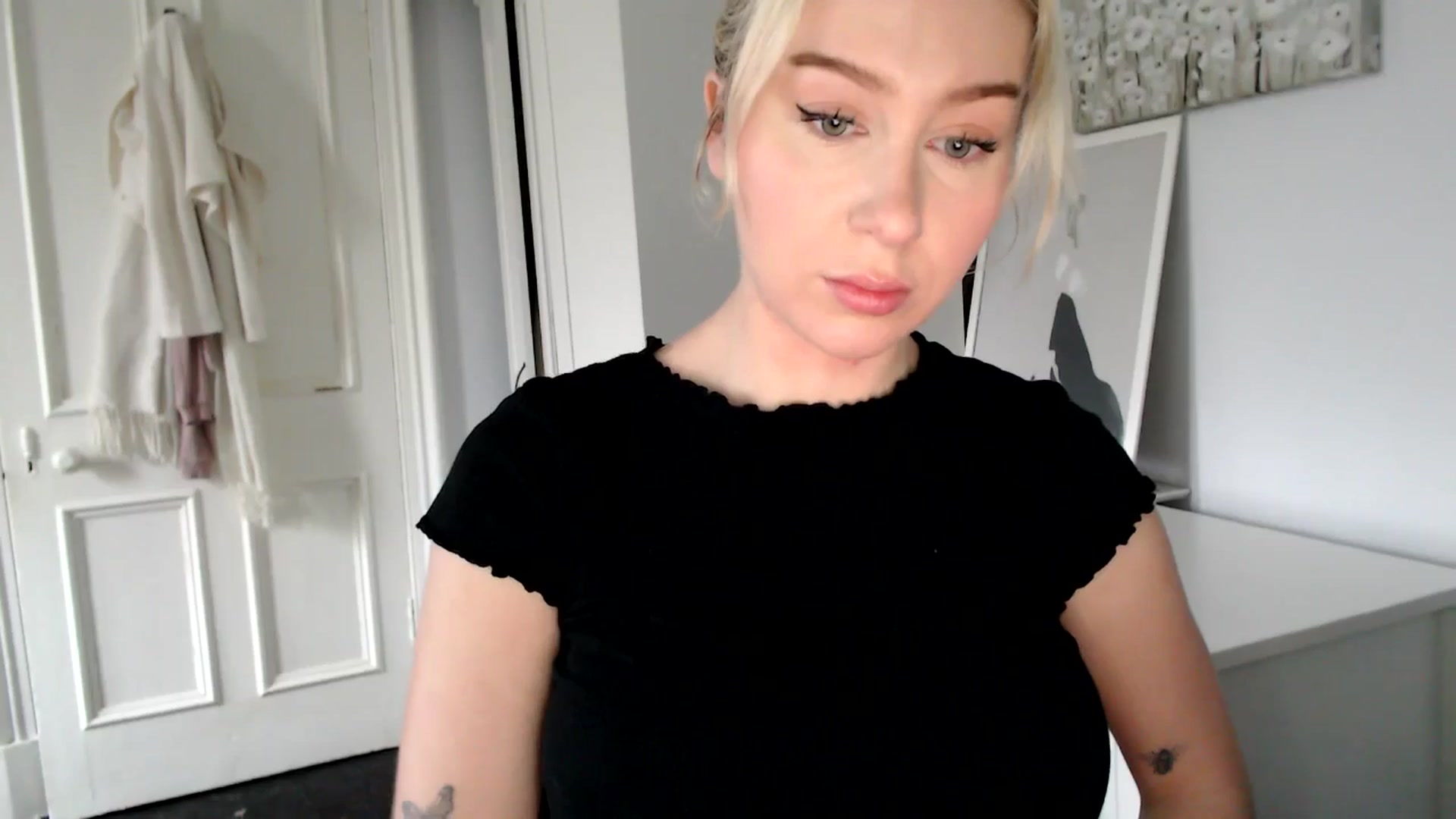 Gallery image thumbnail from British_Cutie's myfreecams stream on, 02/09/2025, 11:58 image 6 of 20