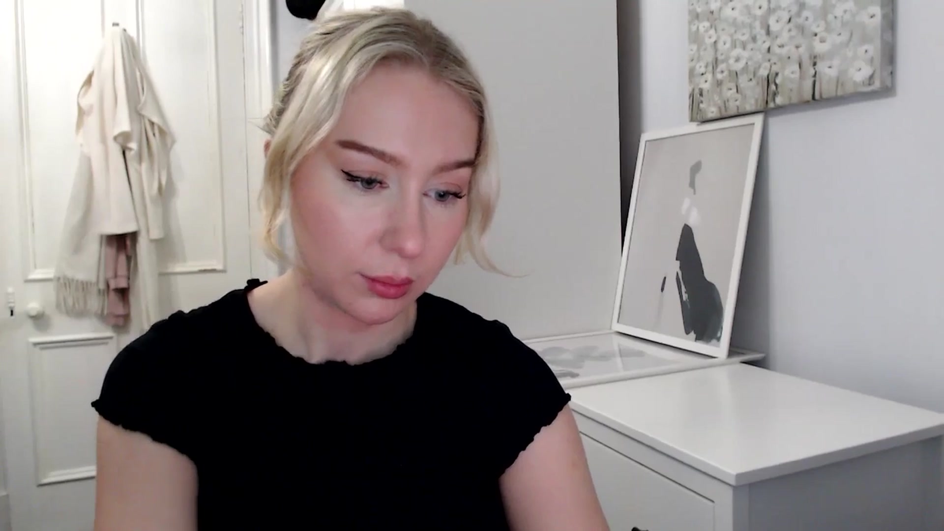 Gallery image thumbnail from British_Cutie's myfreecams stream on, 02/09/2025, 17:02 image 17 of 20