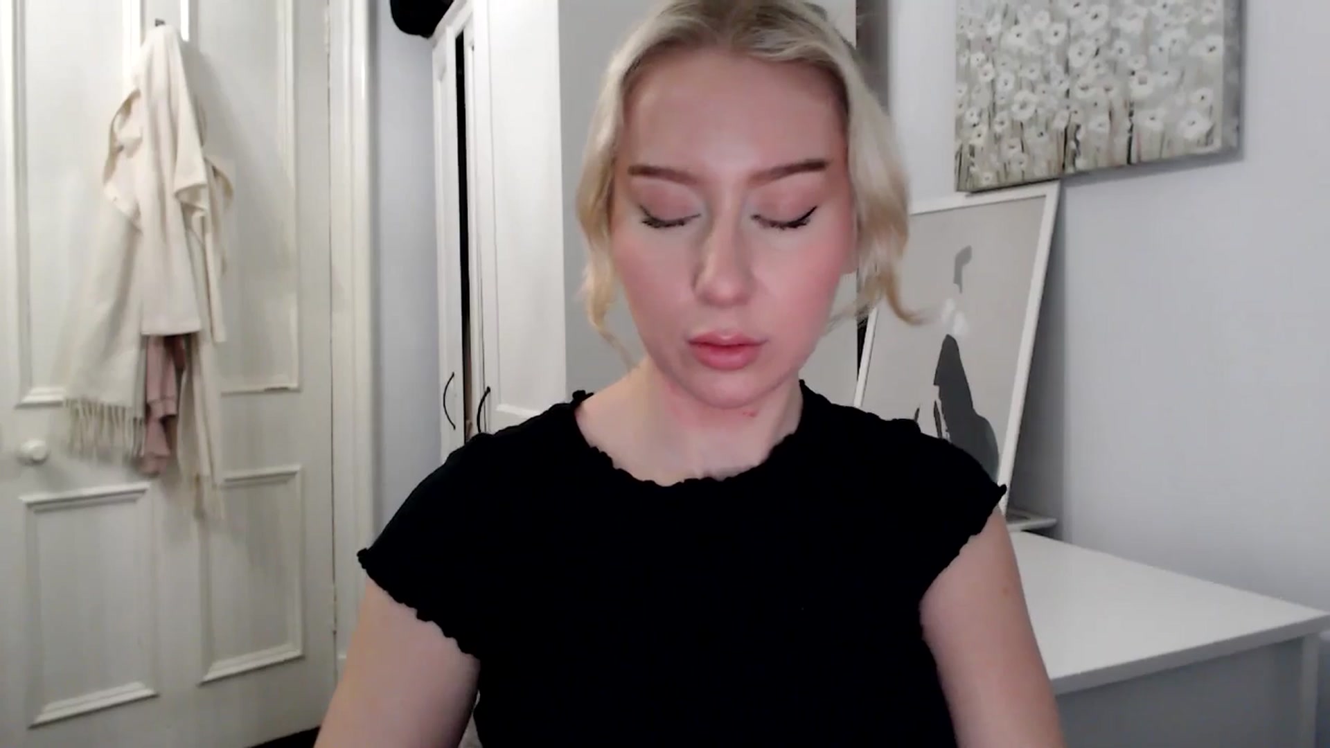 Gallery image thumbnail from British_Cutie's myfreecams stream on, 02/09/2025, 17:41 image 3 of 20