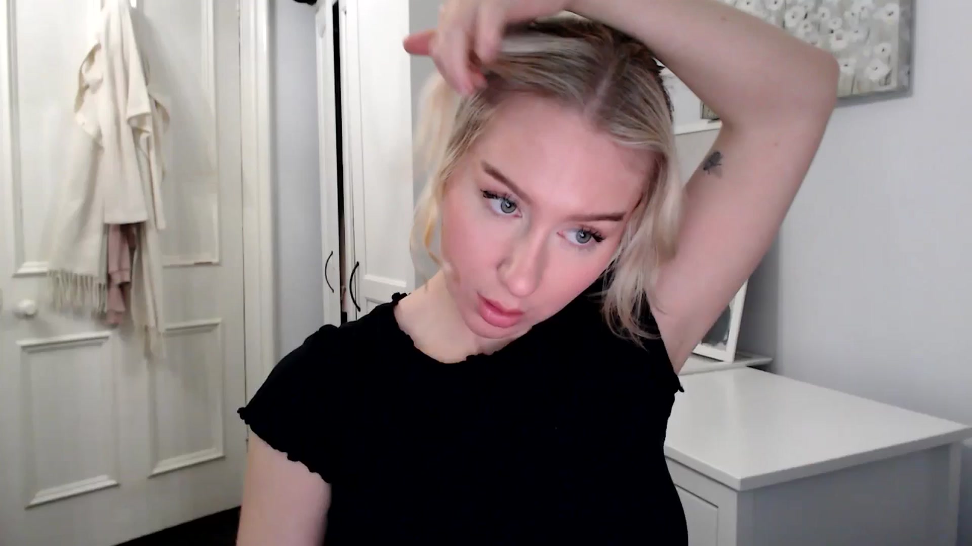 Gallery image thumbnail from British_Cutie's myfreecams stream on, 02/09/2025, 17:41 image 1 of 20