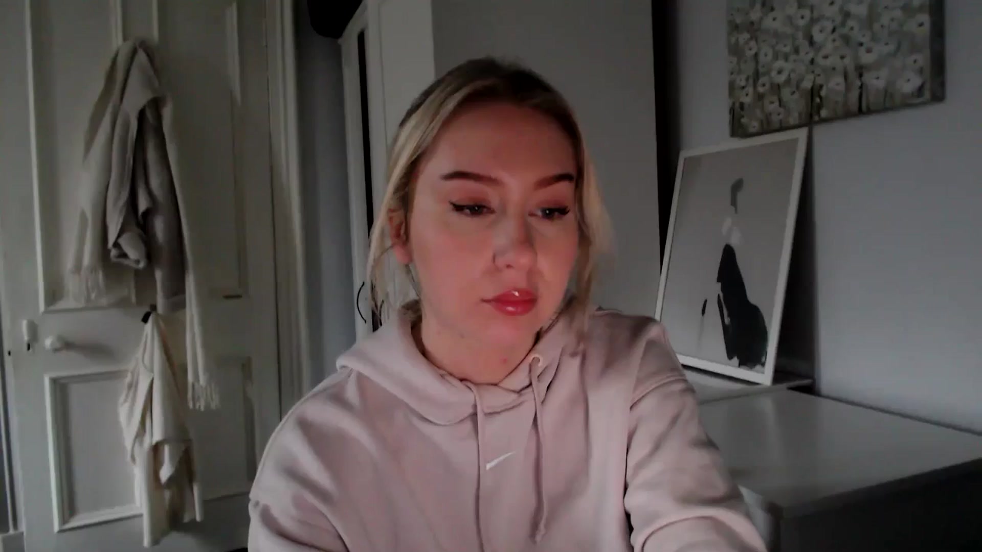 Gallery image thumbnail from British_Cutie's myfreecams stream on, 02/10/2025, 14:35 image 13 of 20