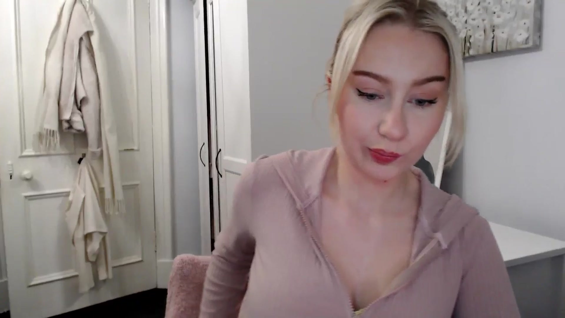 Gallery image thumbnail from British_Cutie's myfreecams stream on, 02/10/2025, 19:20 image 3 of 20