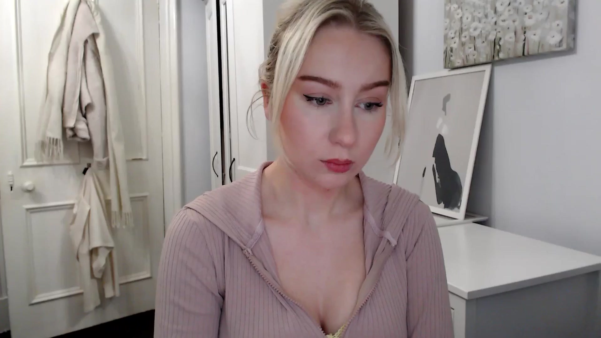 Gallery image thumbnail from British_Cutie's myfreecams stream on, 02/10/2025, 19:20 image 1 of 20