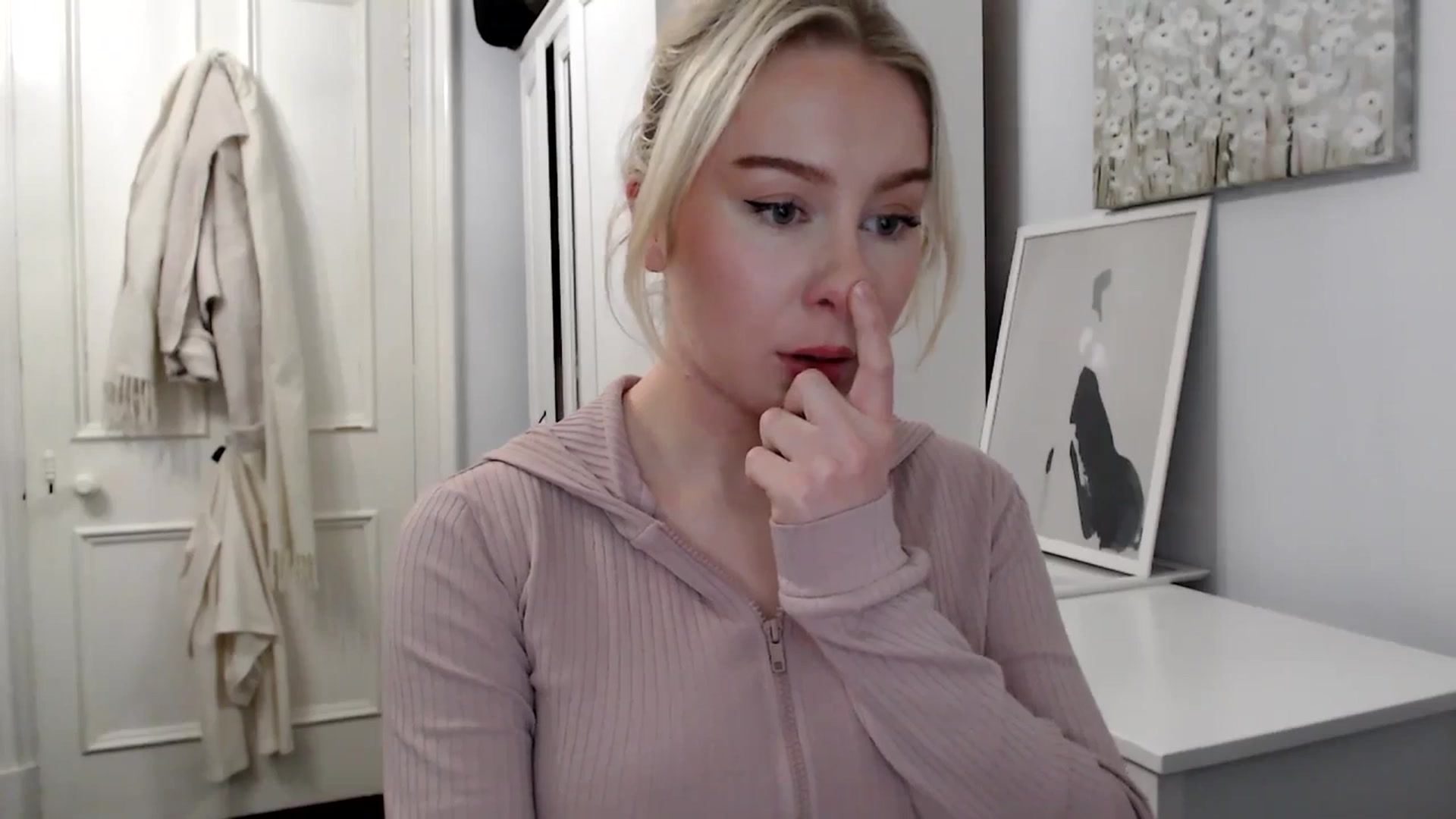 Gallery image thumbnail from British_Cutie's myfreecams stream on, 02/10/2025, 20:06 image 20 of 20