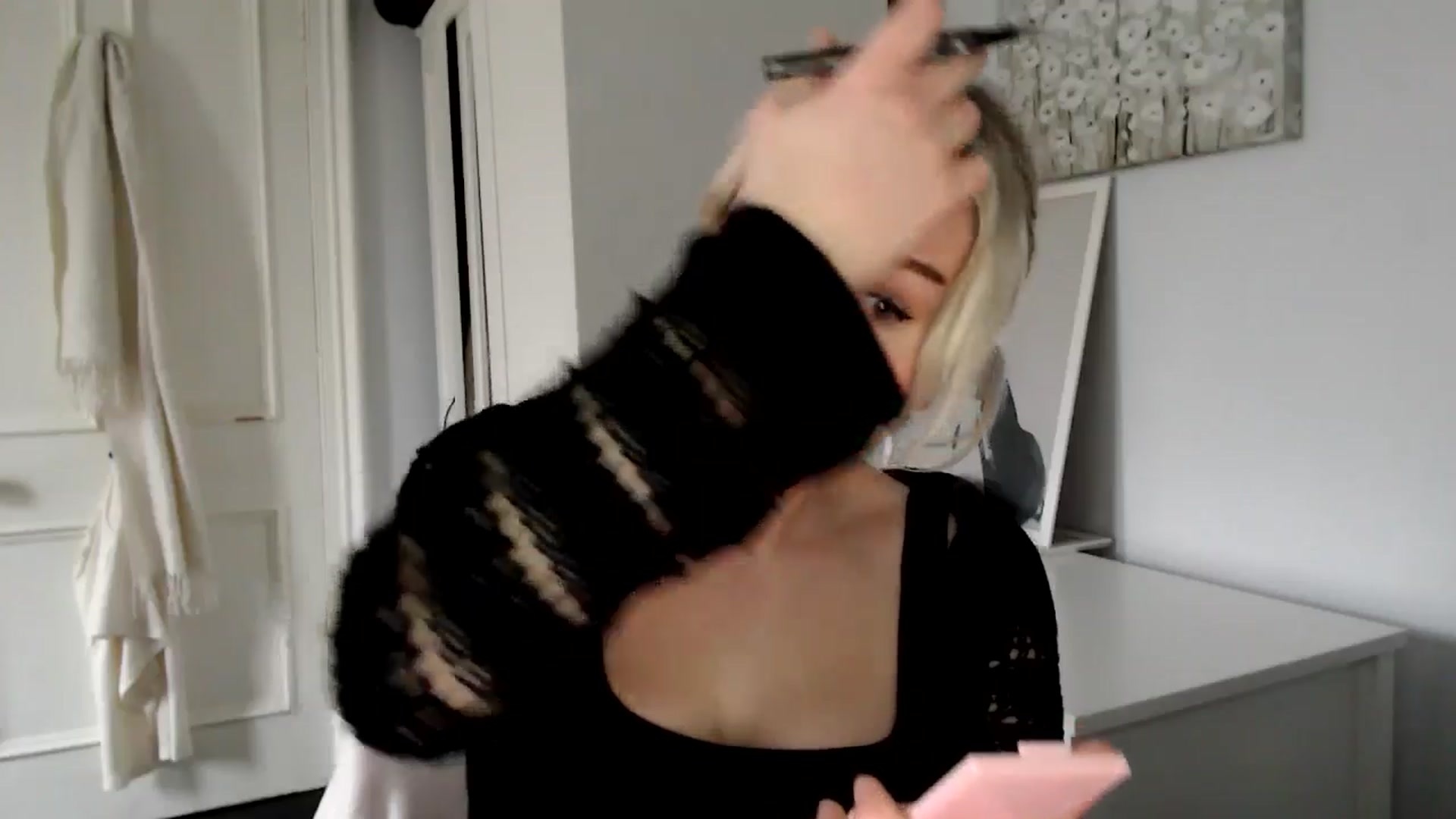 Gallery image thumbnail from British_Cutie's myfreecams stream on, 02/13/2025, 15:12 image 15 of 20
