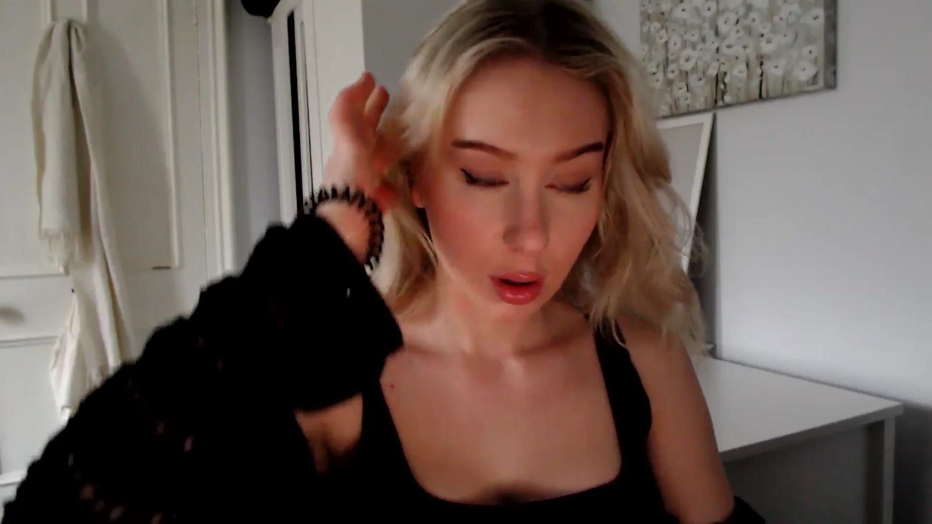 Gallery image thumbnail from British_Cutie's myfreecams stream on, 02/13/2025, 15:12 image 20 of 20
