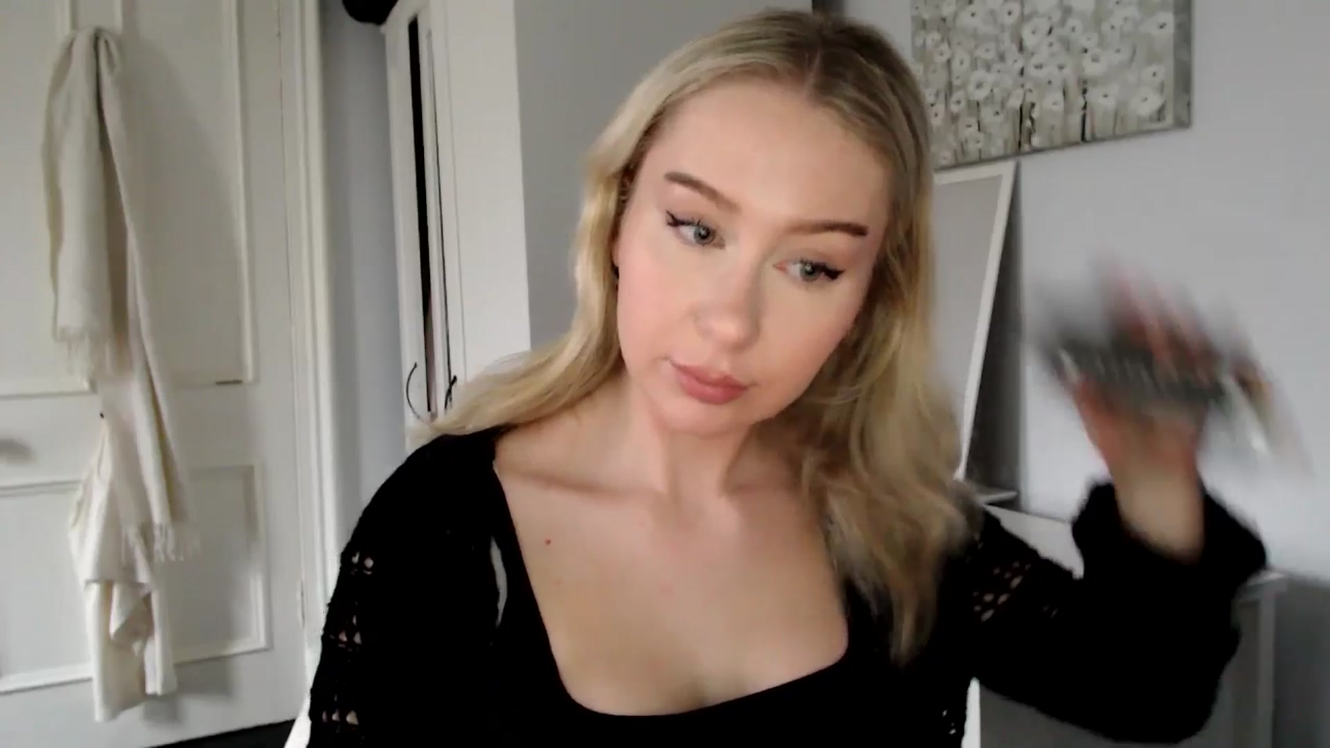 Gallery image thumbnail from British_Cutie's myfreecams stream on, 02/13/2025, 15:12 image 18 of 20