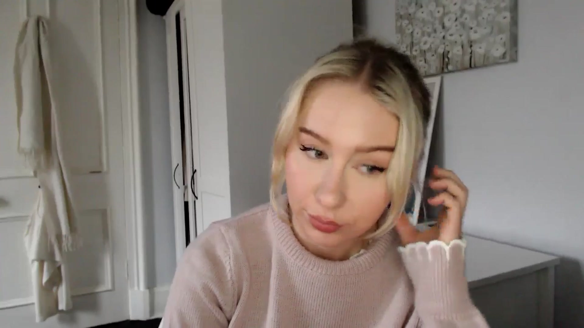 Gallery image thumbnail from British_Cutie's myfreecams stream on, 02/13/2025, 15:47 image 14 of 20