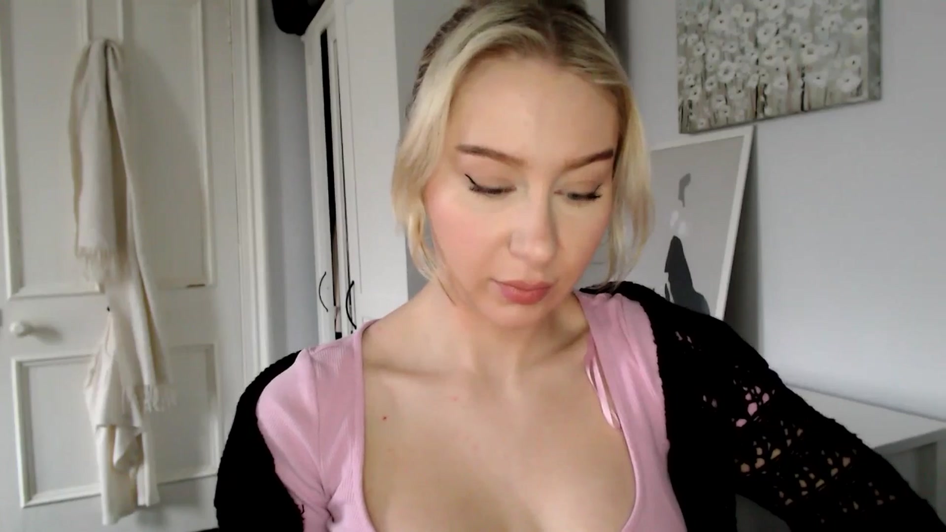 Gallery image thumbnail from British_Cutie's myfreecams stream on, 02/13/2025, 15:47 image 2 of 20