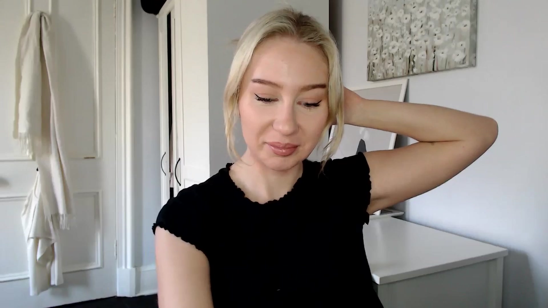 Gallery image thumbnail from British_Cutie's myfreecams stream on, 02/14/2025, 12:50 image 10 of 20