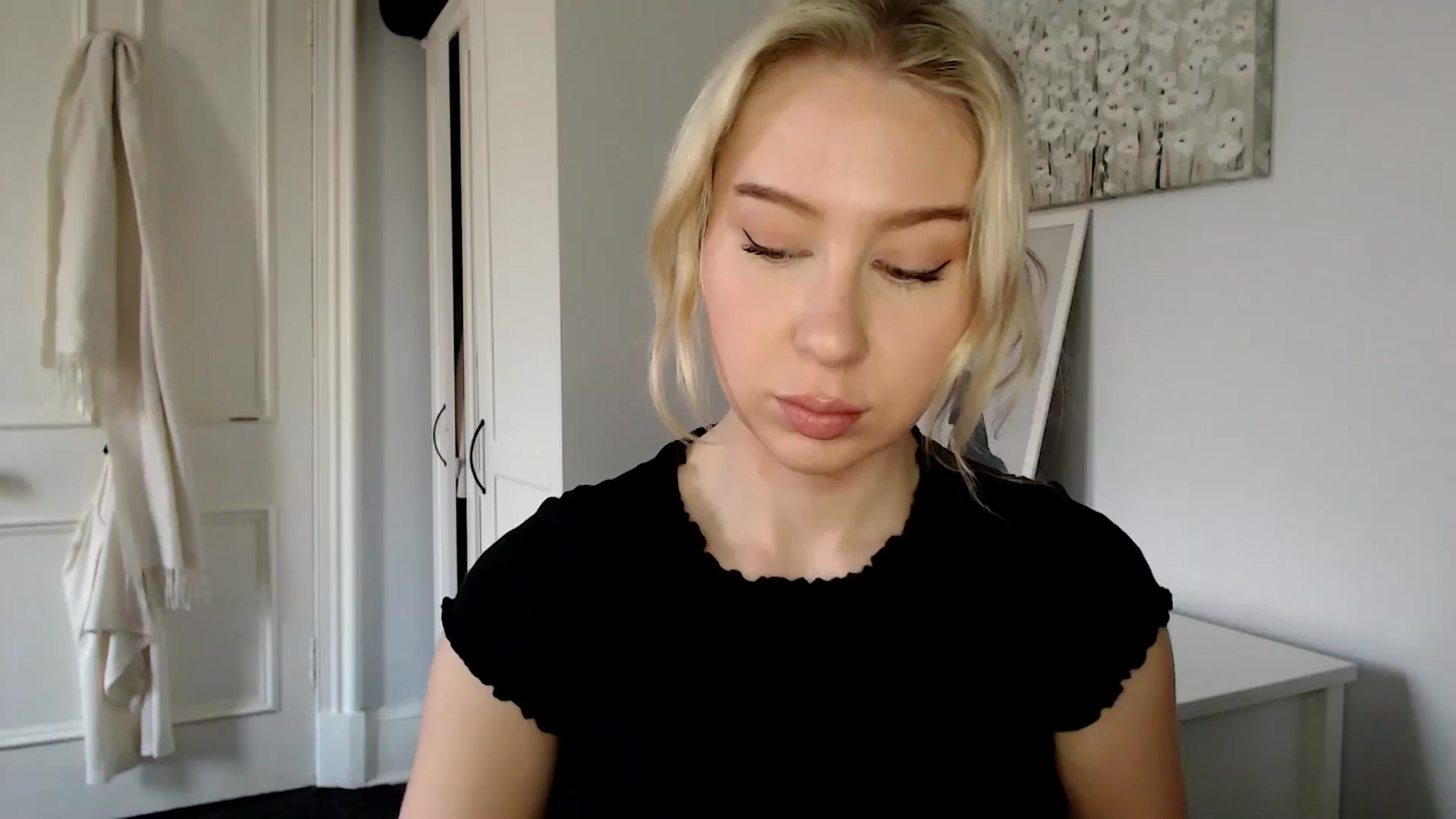 Gallery image thumbnail from British_Cutie's myfreecams stream on, 02/14/2025, 12:50 image 12 of 20