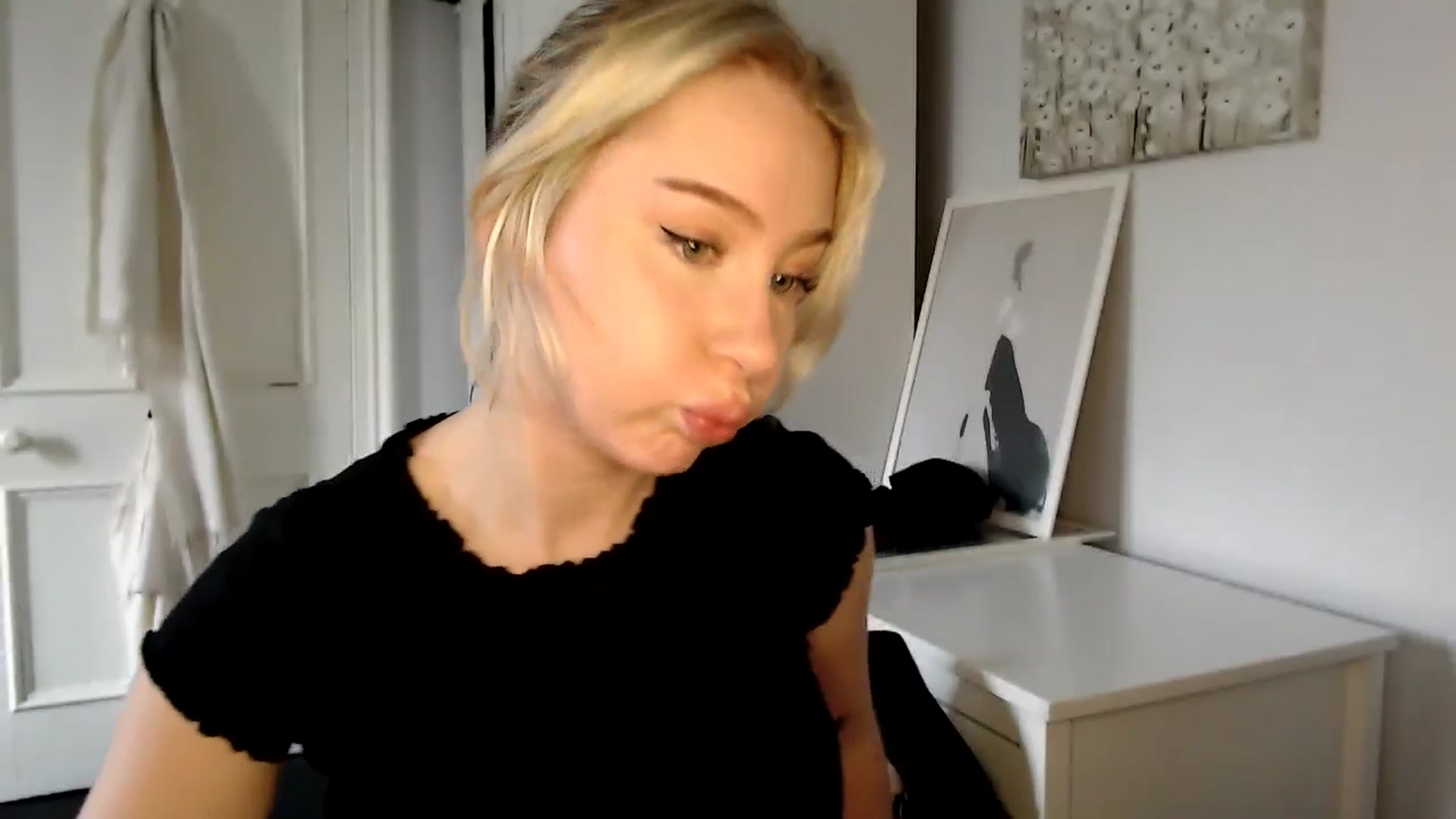 Gallery image thumbnail from British_Cutie's myfreecams stream on, 02/14/2025, 12:50 image 20 of 20