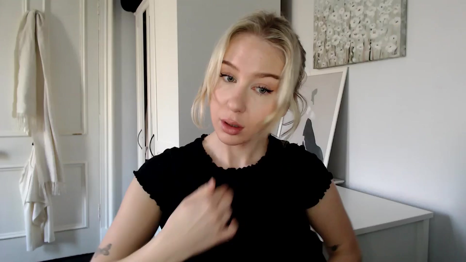 Gallery image thumbnail from British_Cutie's myfreecams stream on, 02/14/2025, 12:50 image 11 of 20