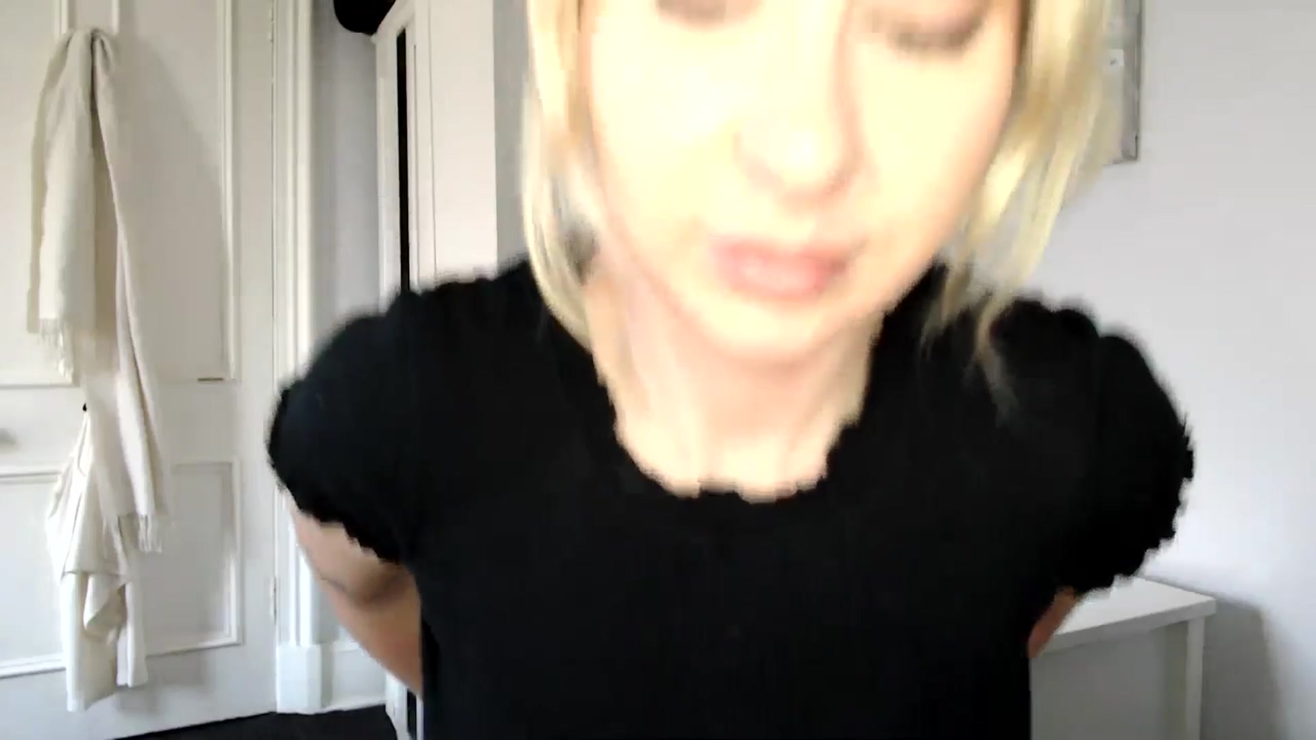 Gallery image thumbnail from British_Cutie's myfreecams stream on, 02/14/2025, 12:50 image 8 of 20