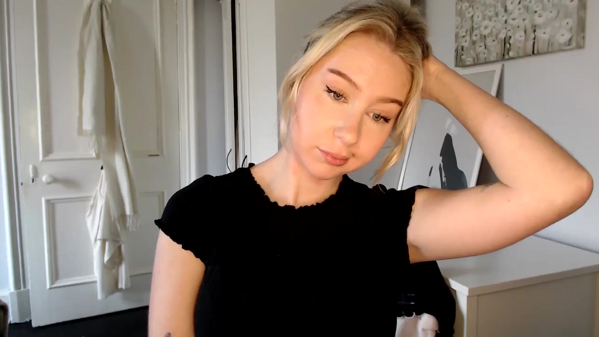 Gallery image thumbnail from British_Cutie's myfreecams stream on, 02/14/2025, 13:30 image 17 of 20
