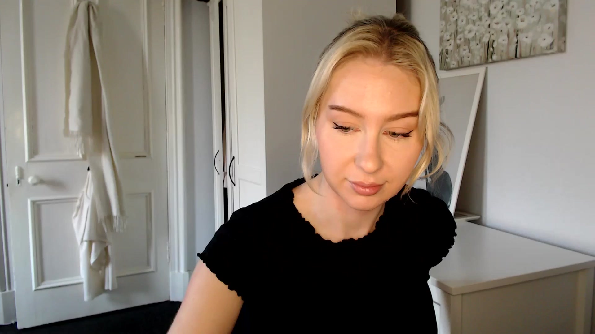 Gallery image thumbnail from British_Cutie's myfreecams stream on, 02/14/2025, 13:30 image 6 of 20