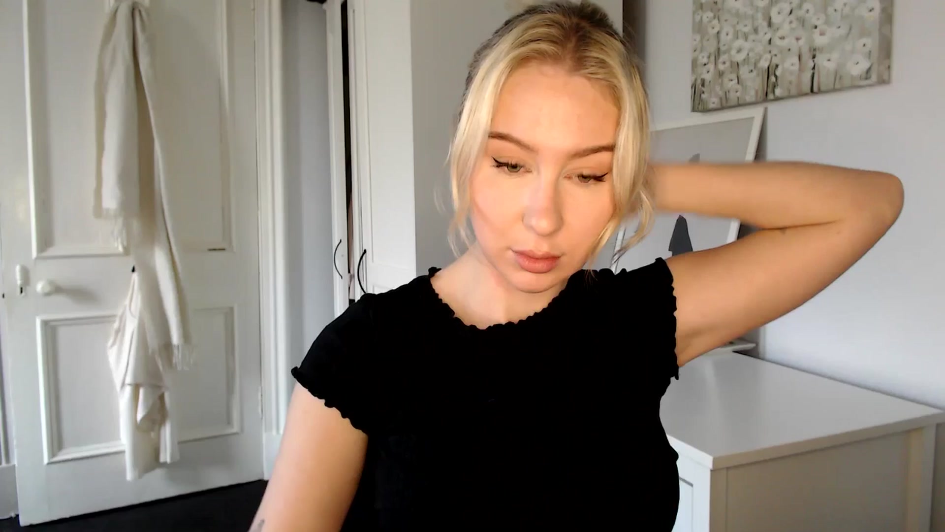 Gallery image thumbnail from British_Cutie's myfreecams stream on, 02/14/2025, 13:30 image 2 of 20