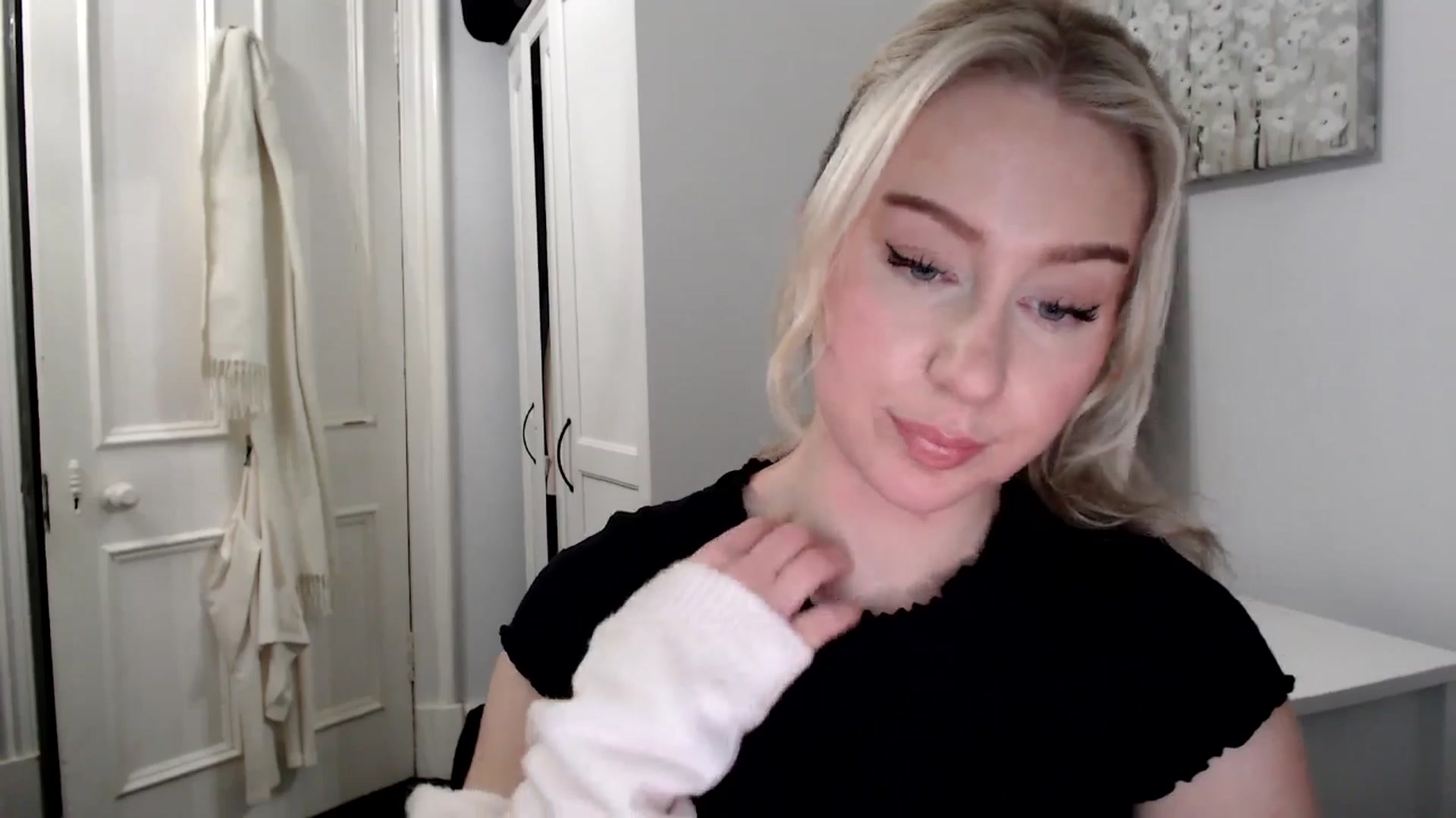 Gallery image thumbnail from British_Cutie's myfreecams stream on, 02/14/2025, 18:50 image 3 of 20