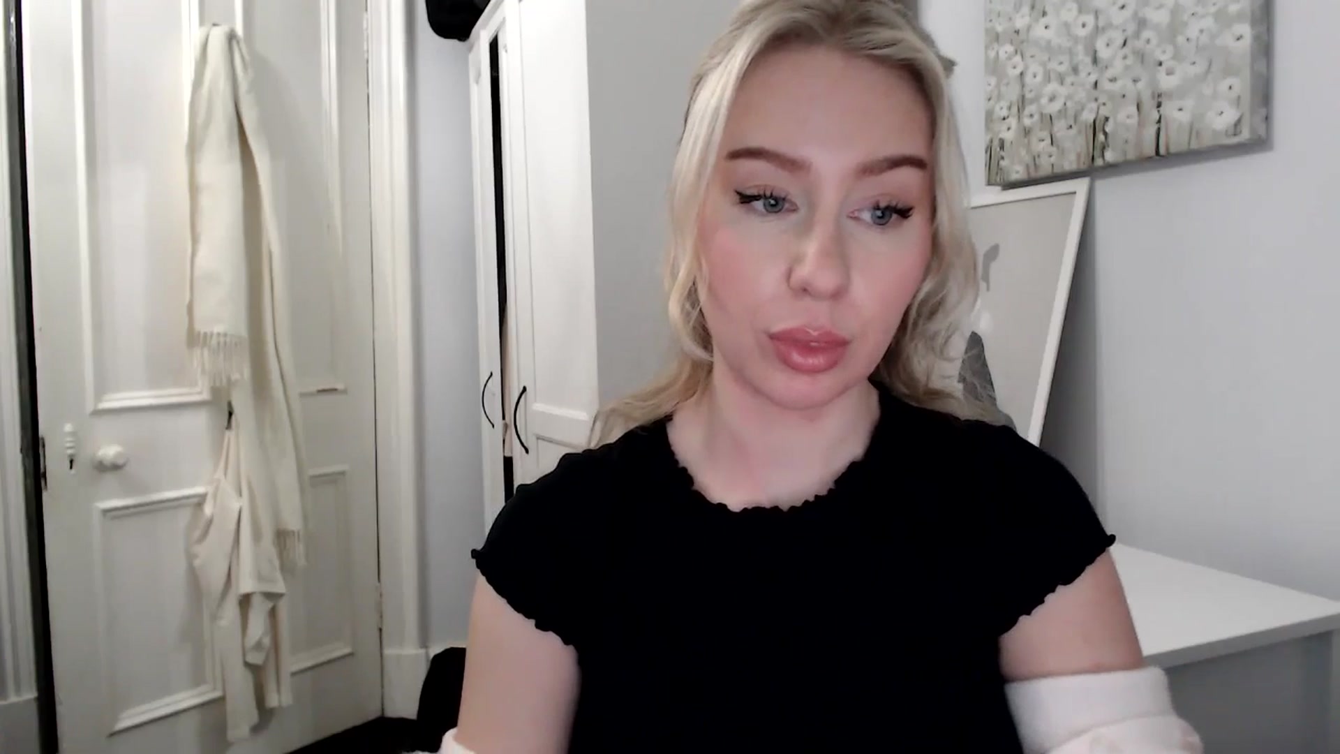 Gallery image thumbnail from British_Cutie's myfreecams stream on, 02/14/2025, 18:50 image 11 of 20