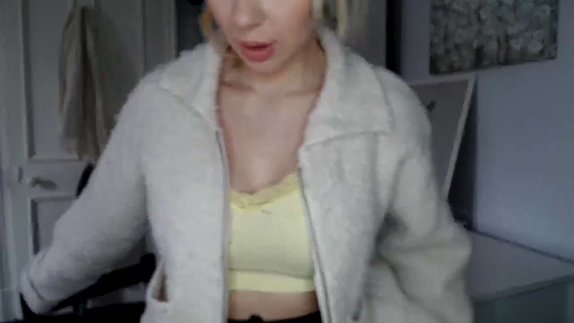 Gallery image thumbnail from British_Cutie's myfreecams stream on, 02/17/2025, 13:34 image 9 of 20