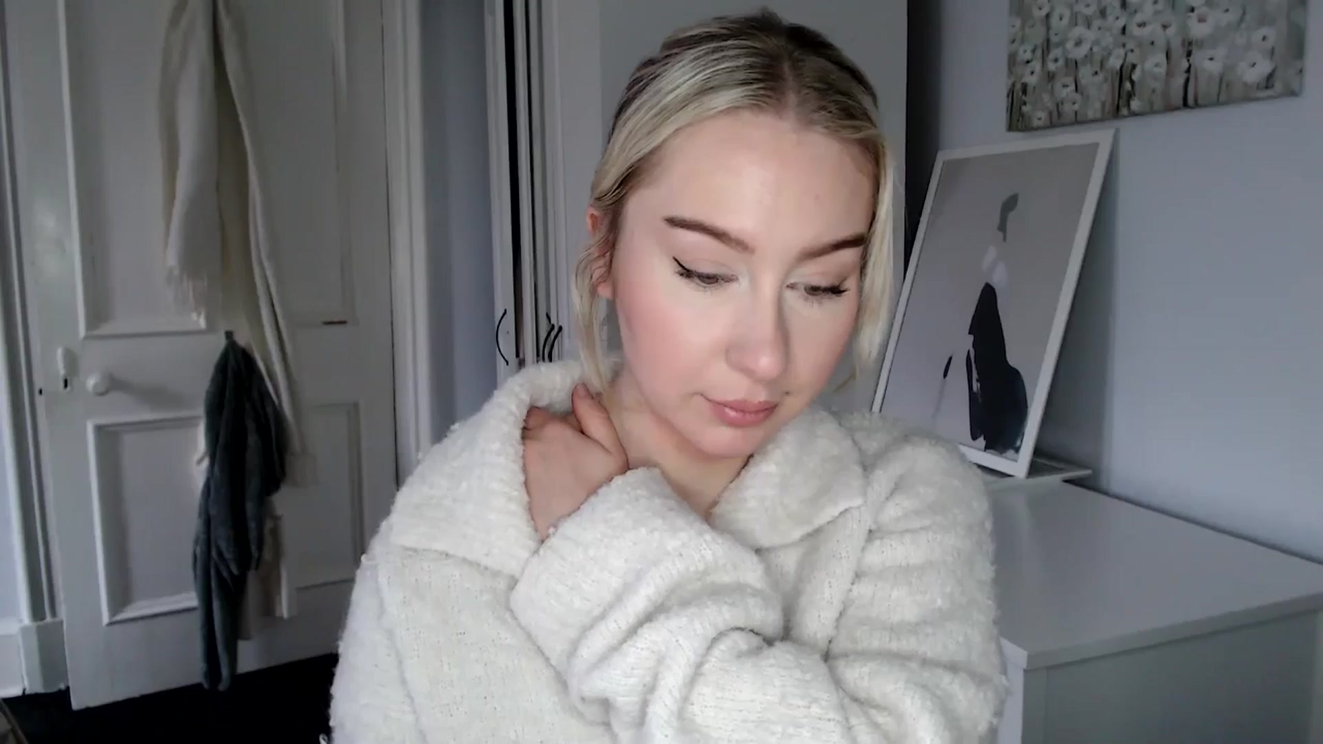 Gallery image thumbnail from British_Cutie's myfreecams stream on, 02/17/2025, 15:38 image 12 of 20