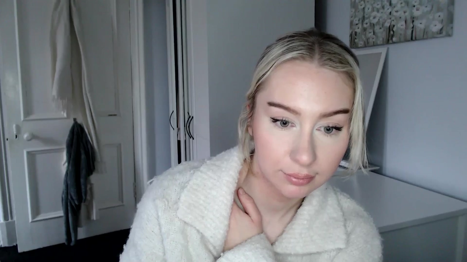 Gallery image thumbnail from British_Cutie's myfreecams stream on, 02/17/2025, 15:38 image 6 of 20