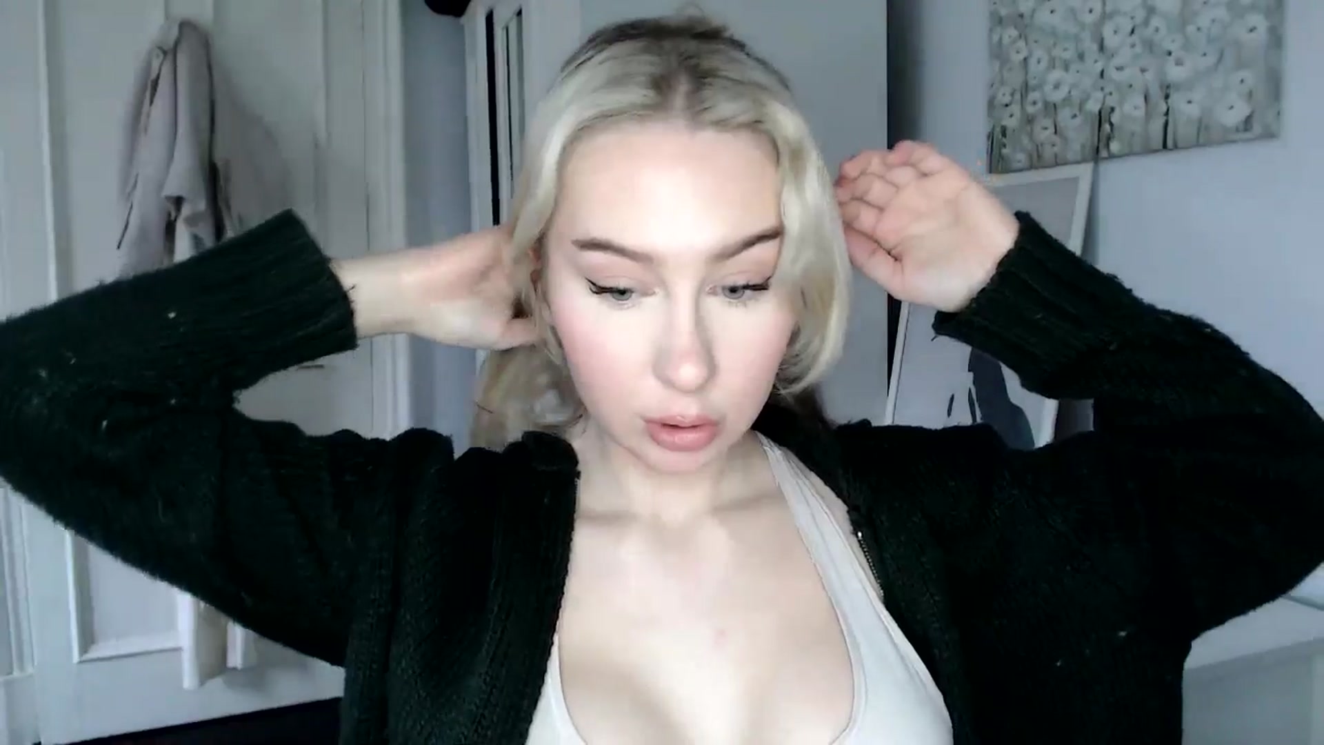 Gallery image thumbnail from British_Cutie's myfreecams stream on, 02/18/2025, 13:06 image 2 of 20