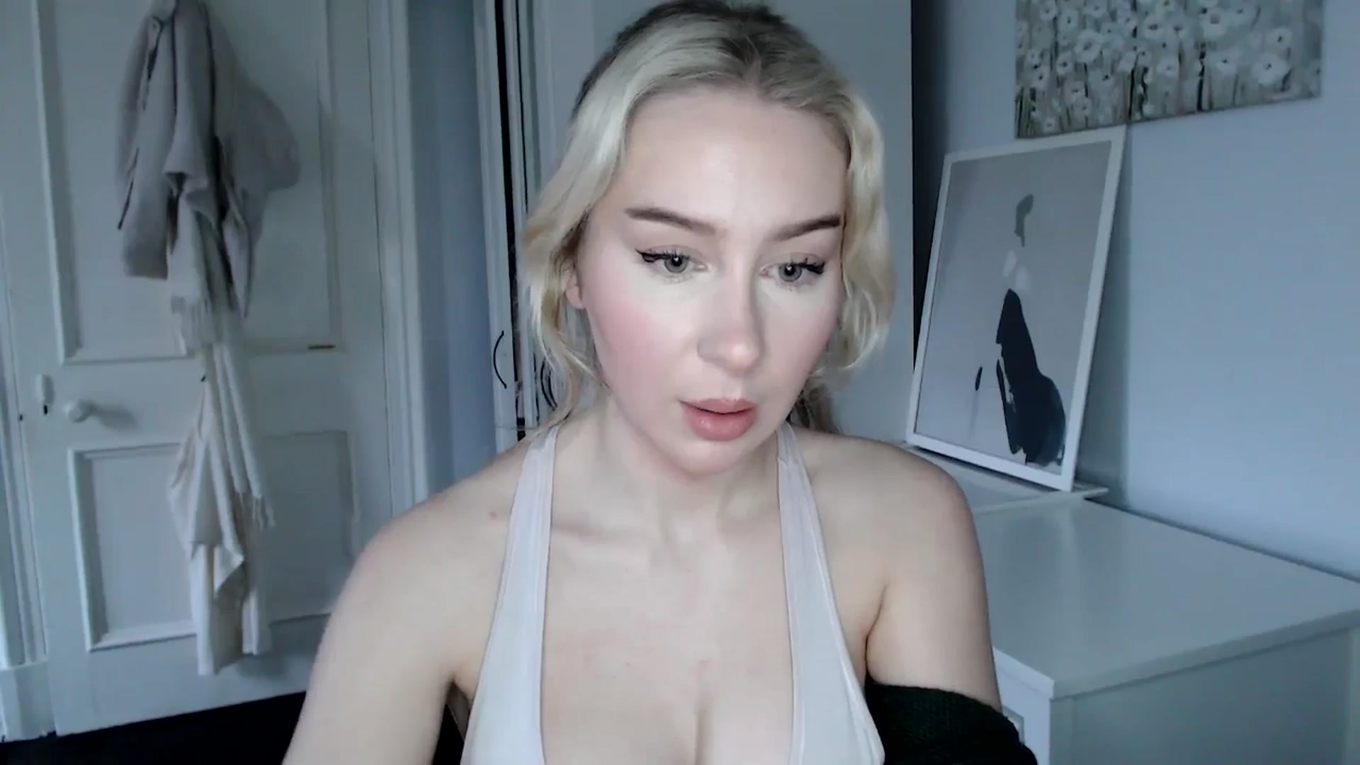 Gallery image thumbnail from British_Cutie's myfreecams stream on, 02/18/2025, 13:06 image 18 of 20