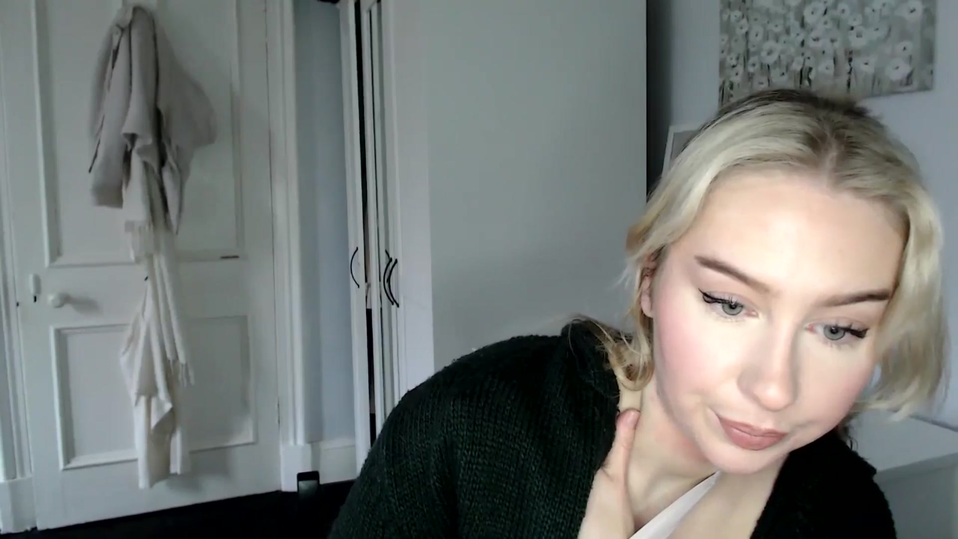 Gallery image thumbnail from British_Cutie's myfreecams stream on, 02/18/2025, 13:06 image 6 of 20