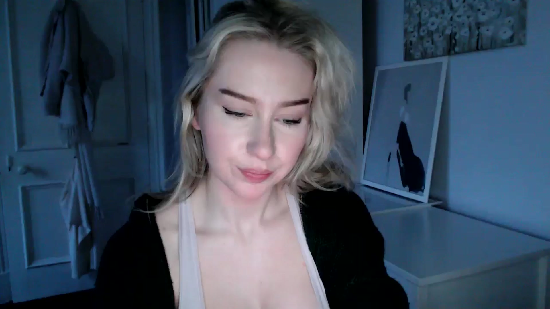 Gallery image thumbnail from British_Cutie's myfreecams stream on, 02/18/2025, 17:23 image 12 of 20