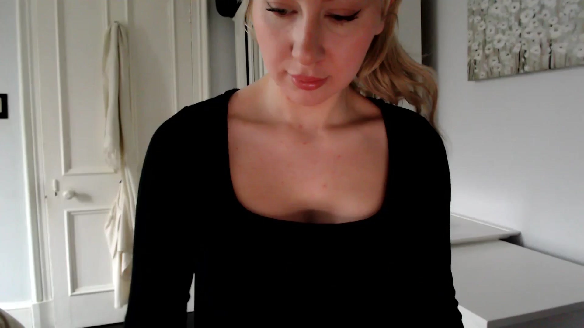Gallery image thumbnail from British_Cutie's myfreecams stream on, 02/19/2025, 11:52 image 12 of 20