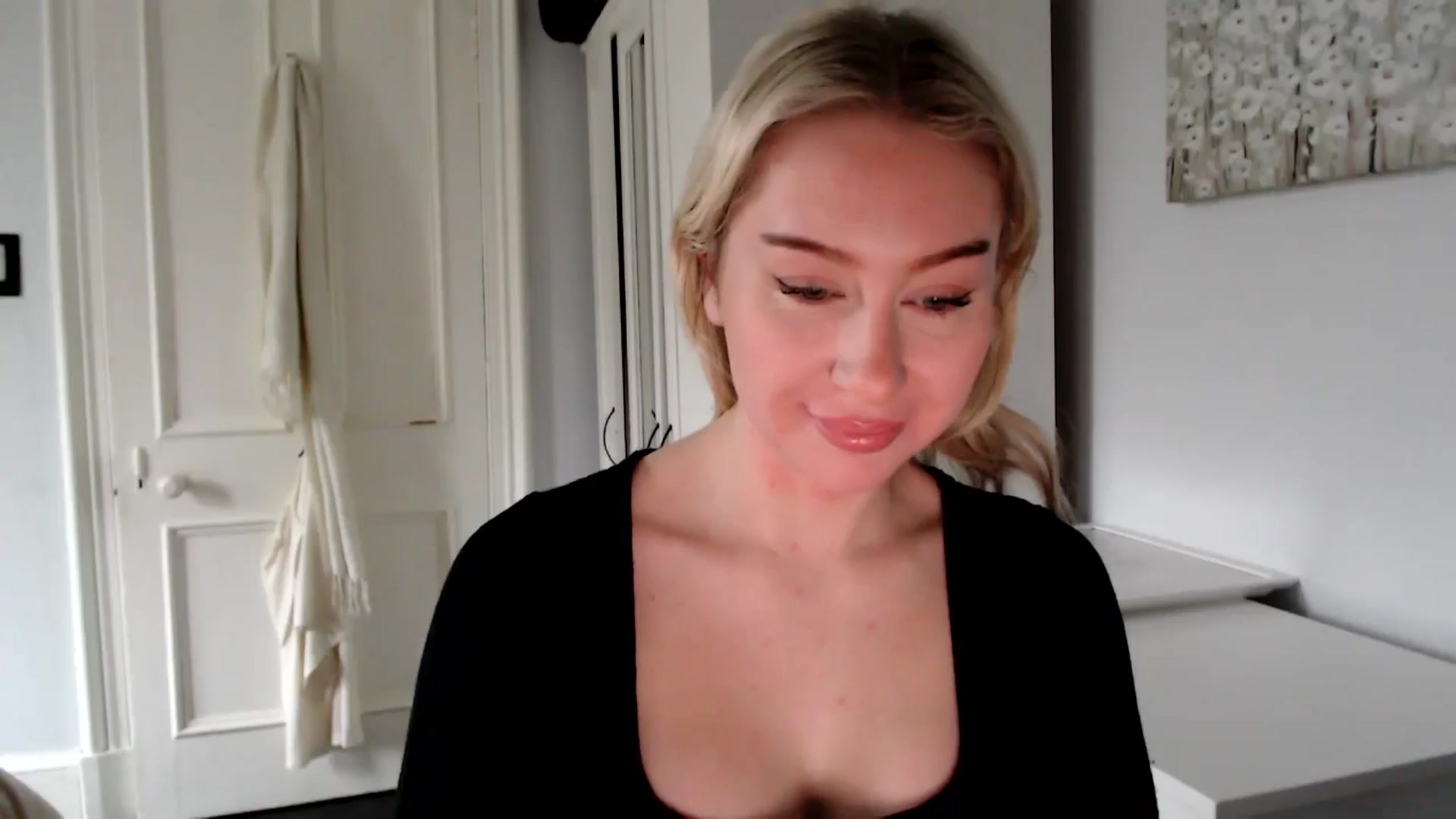 Gallery image thumbnail from British_Cutie's myfreecams stream on, 02/19/2025, 11:52 image 15 of 20