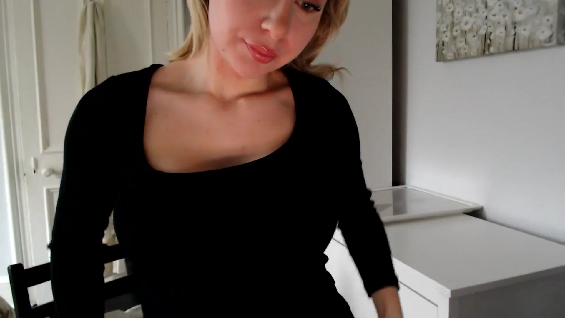 Gallery image thumbnail from British_Cutie's myfreecams stream on, 02/19/2025, 11:52 image 6 of 20