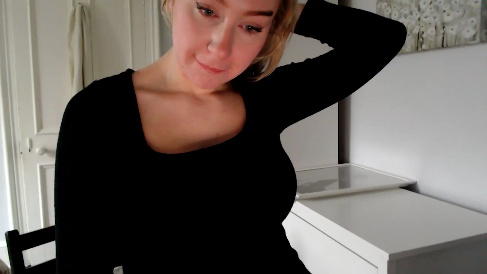 Gallery image thumbnail from British_Cutie's myfreecams stream on, 02/19/2025, 11:52 image 8 of 20