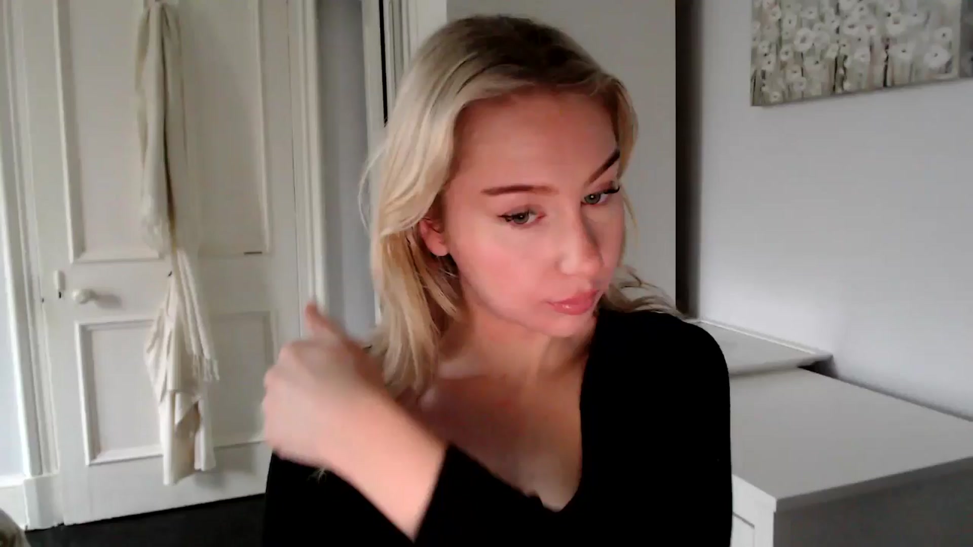 Gallery image thumbnail from British_Cutie's myfreecams stream on, 02/19/2025, 11:52 image 2 of 20