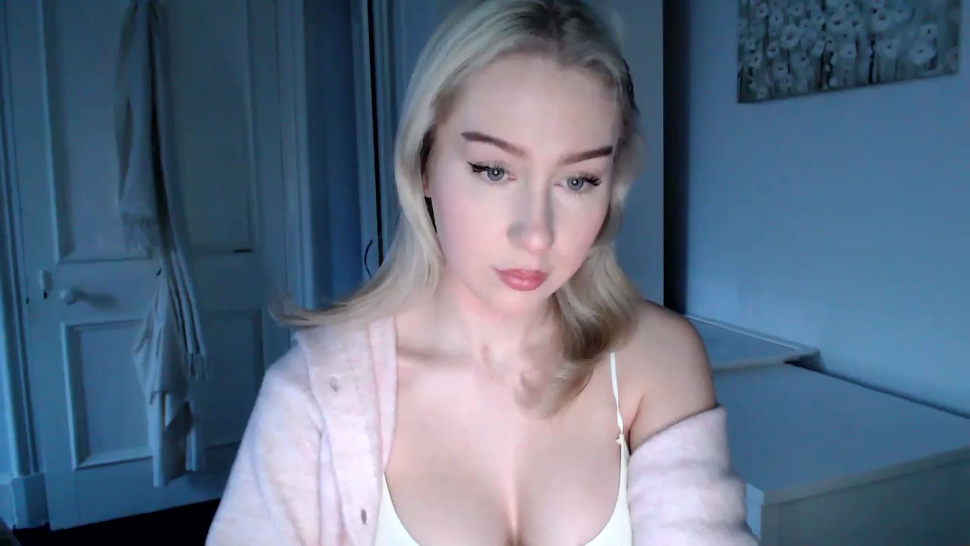 Gallery image thumbnail from British_Cutie's myfreecams stream on, 02/20/2025, 17:42 image 3 of 20
