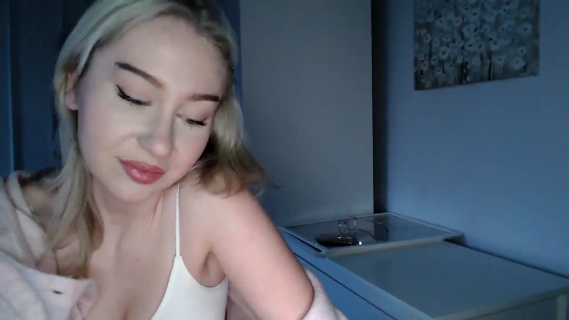 Gallery image thumbnail from British_Cutie's myfreecams stream on, 02/20/2025, 17:42 image 8 of 20