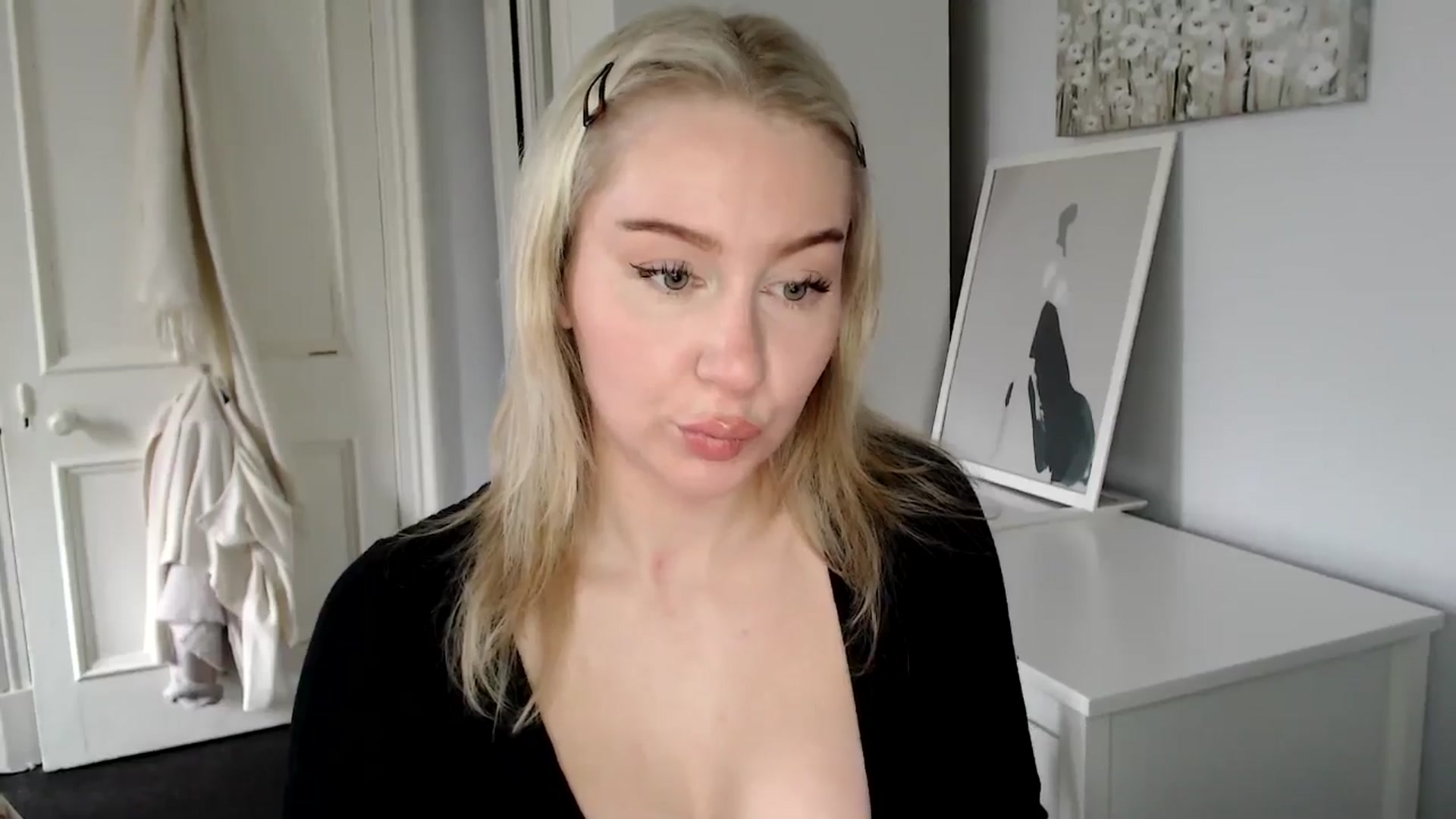 Gallery image thumbnail from British_Cutie's myfreecams stream on, 02/21/2025, 14:26 image 3 of 20