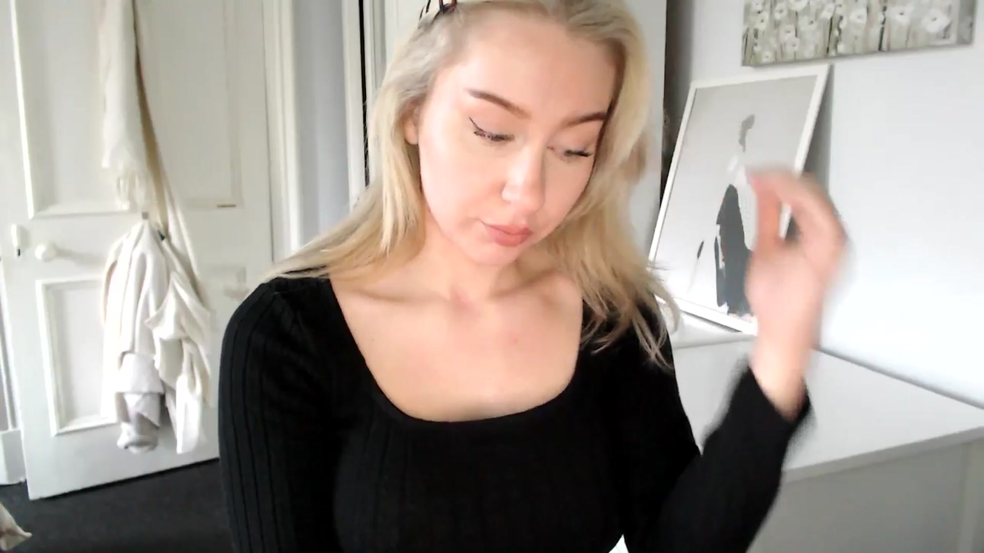 Gallery image thumbnail from British_Cutie's myfreecams stream on, 02/21/2025, 16:11 image 12 of 20